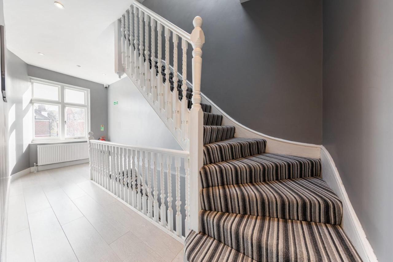 Victorian Functional Accommodation 5Min Walk From Tufnell Park ロンドン エクステリア 写真
